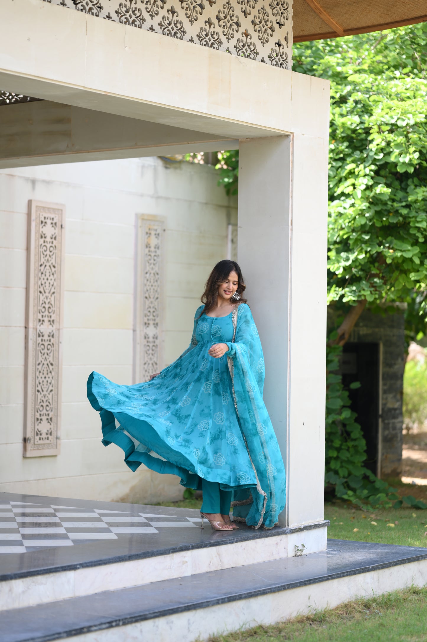 TEEL BANDHEJ ANARKALI