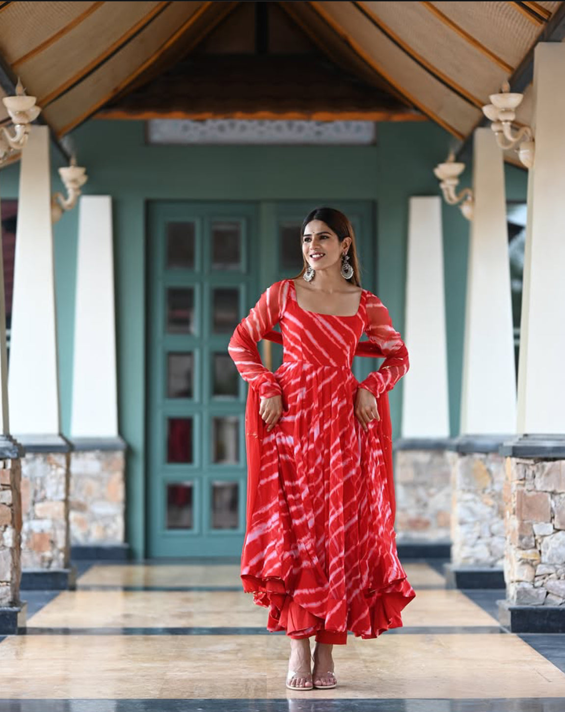 RED LEHERIYA