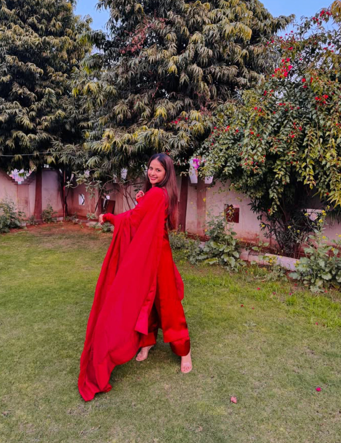 KHWABEEDA SUIT