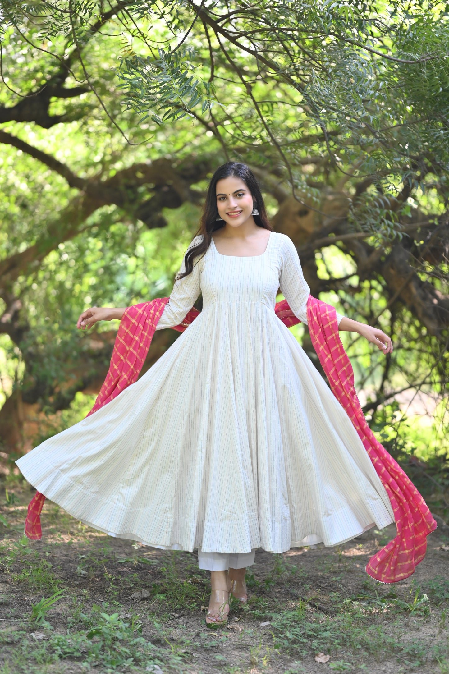 WHITE KATHA ANARKALI