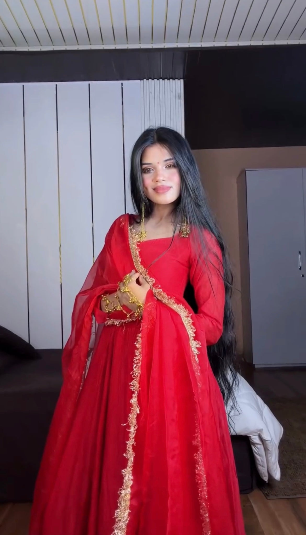 RED NAZAKAT ANARKALI