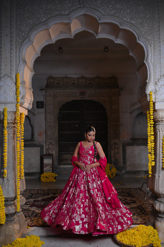 NOOR -E-GULABI
