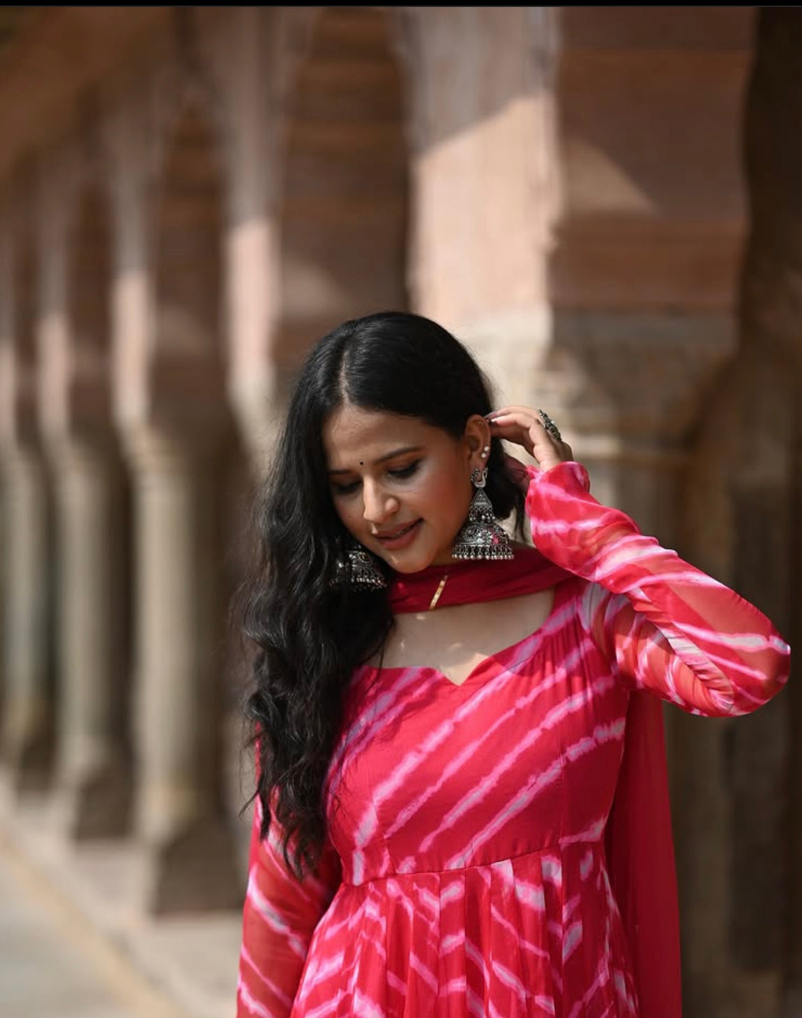 PINK LEHERIYA