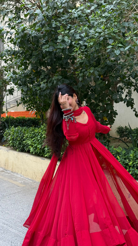 DAISY ANARKALI