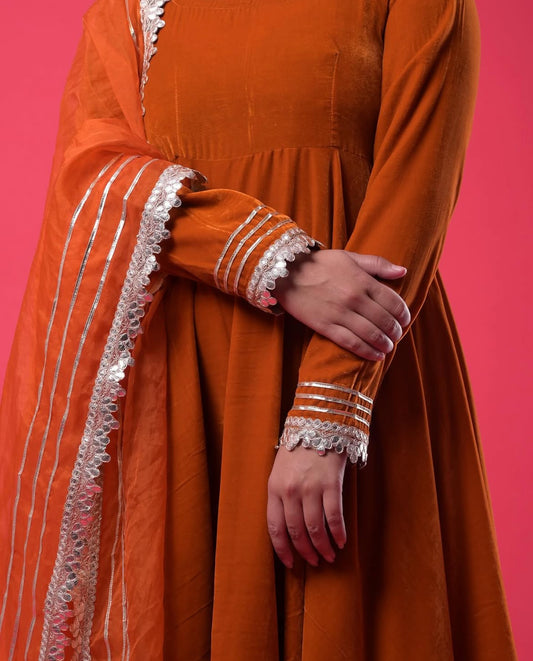 MAHIRA ANARKALI