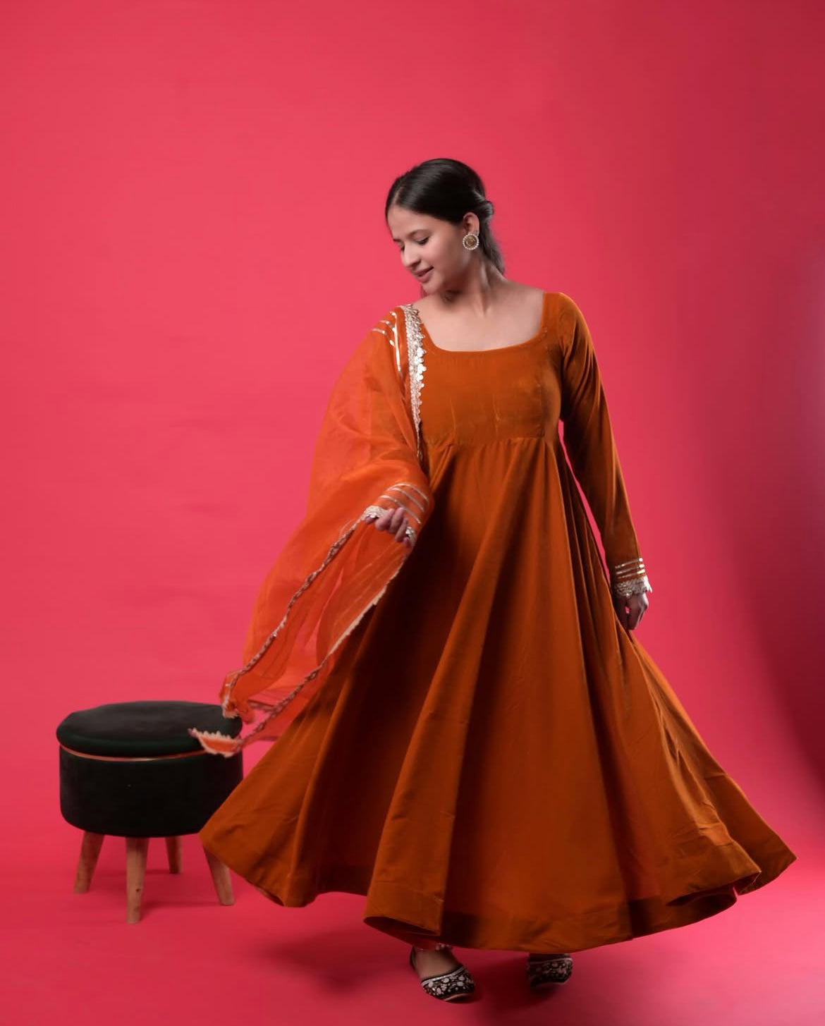 MAHIRA ANARKALI