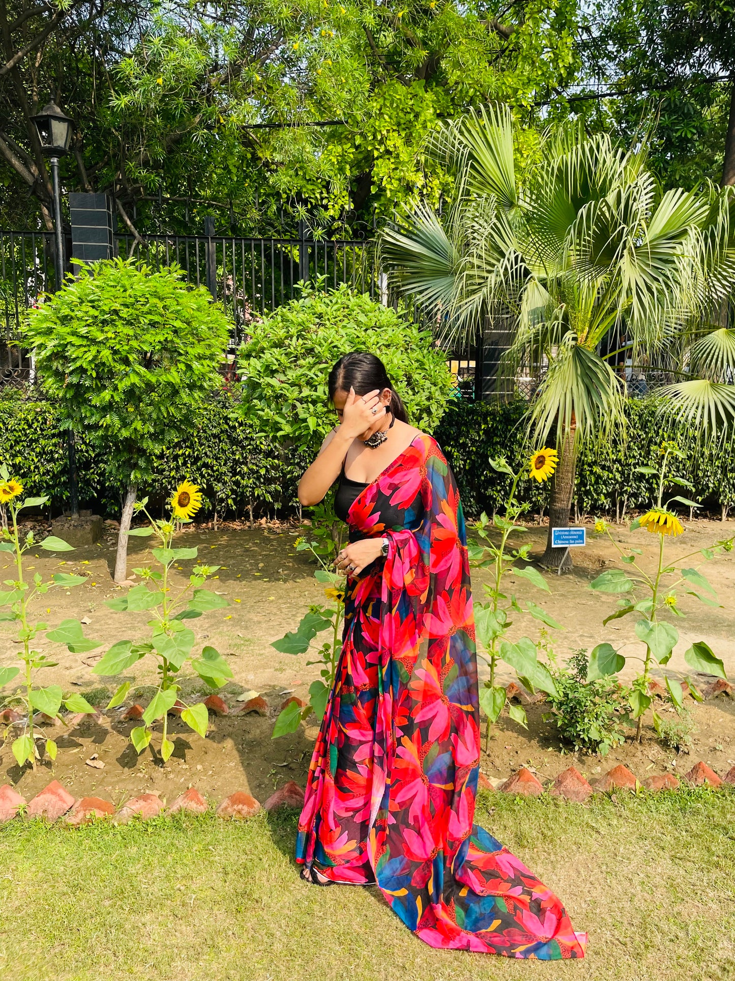 FLOWER SAREE