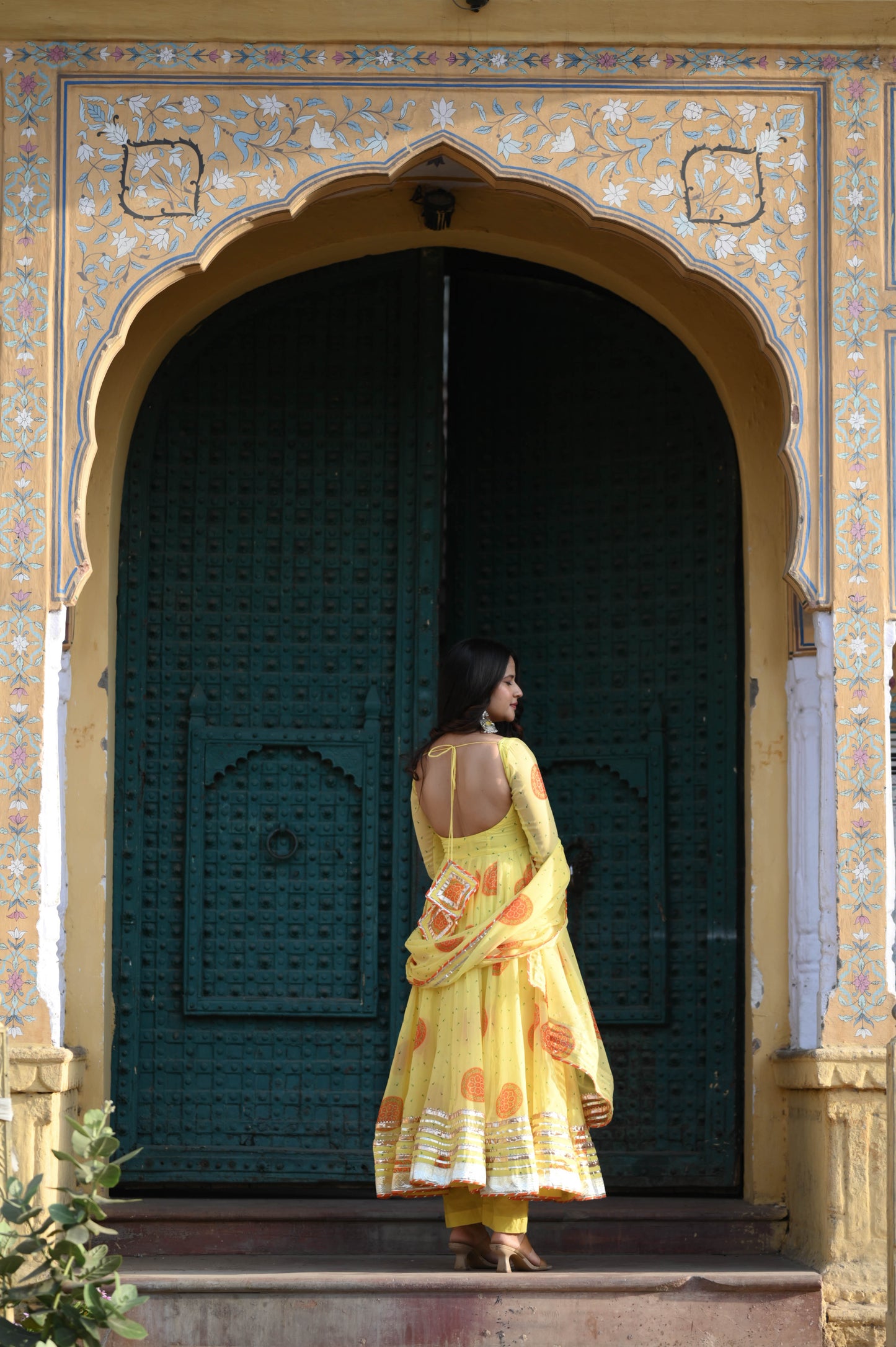 KESARKALI ANARKALI