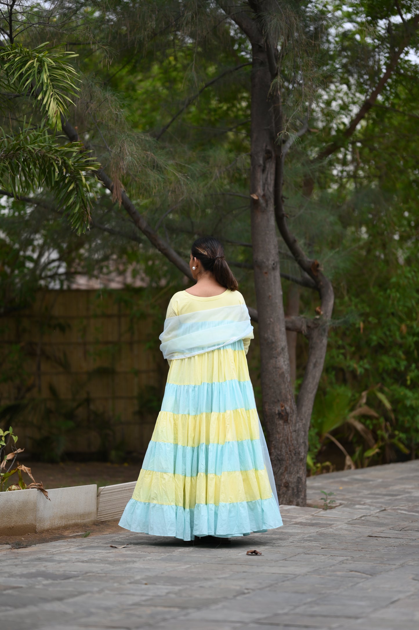 AMBER DHVANI ANARKALI