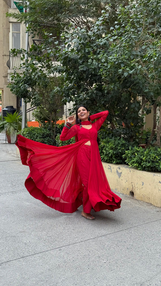 DAISY ANARKALI
