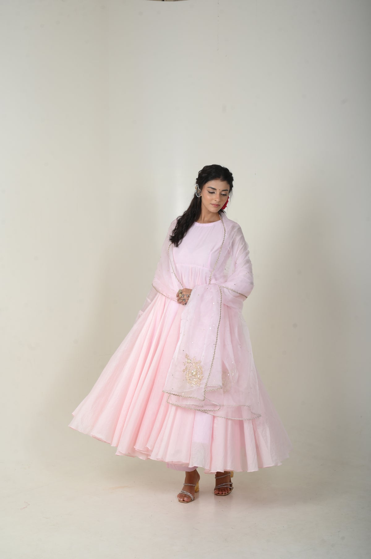 RUBARU ANARKALI
